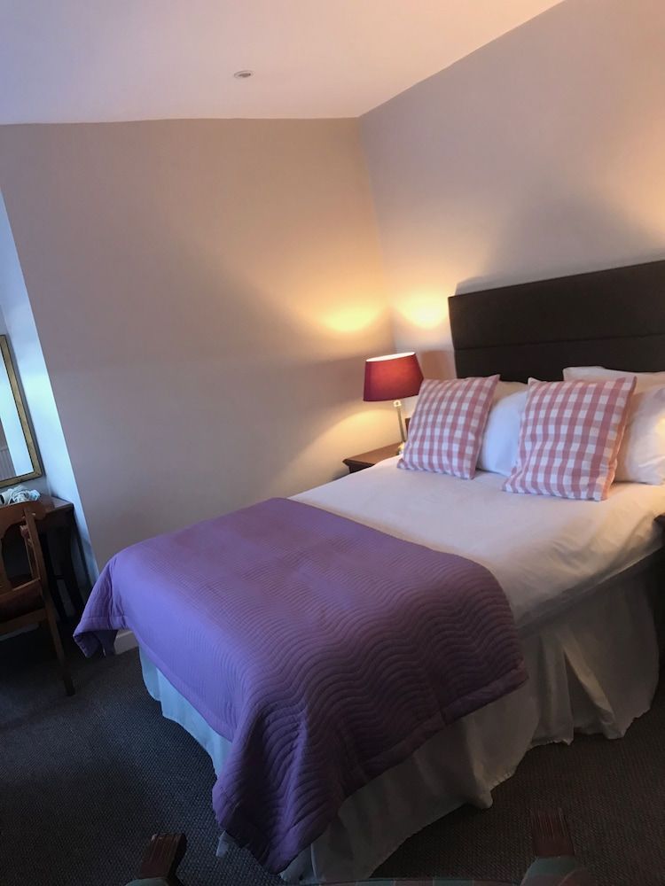 Mansfield House Hotel Basic Double Room 4