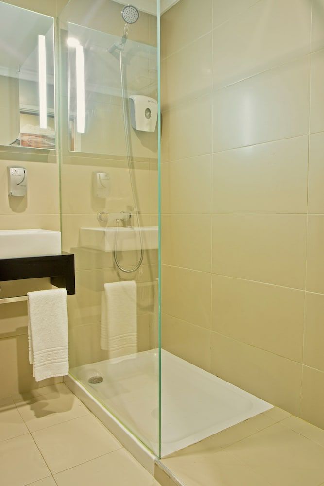 Hotel D. Luís Double or Twin Room 9