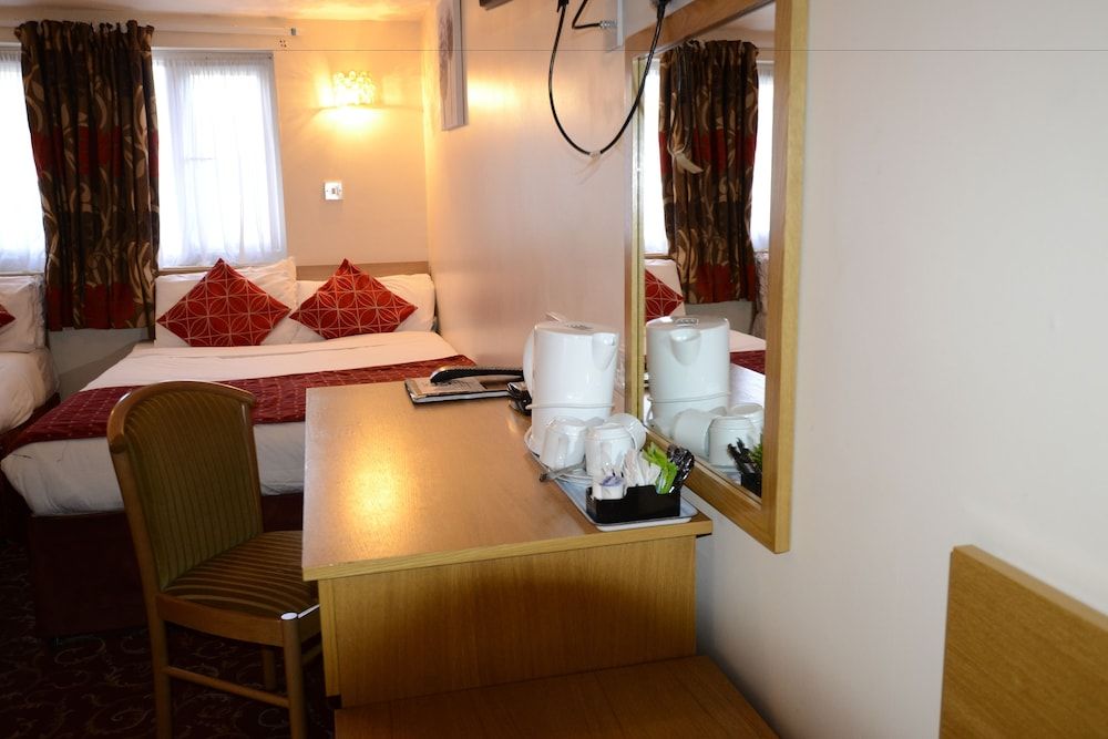 Britannia Inn Hotel Double Room 5