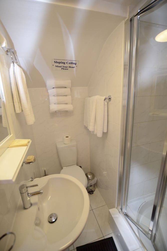 Britannia Inn Hotel Double Room 14