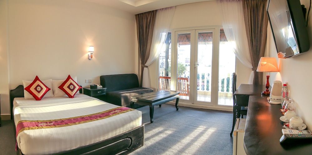 Diamond Palace Hotel Deluxe Double Room 3