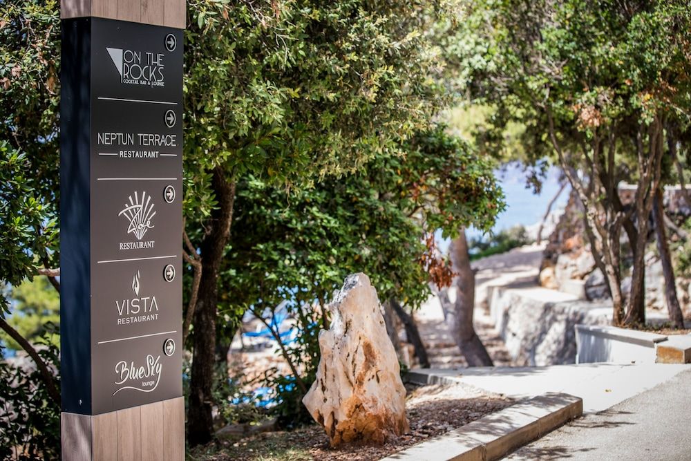 undefined Hotel Royal Ariston 3