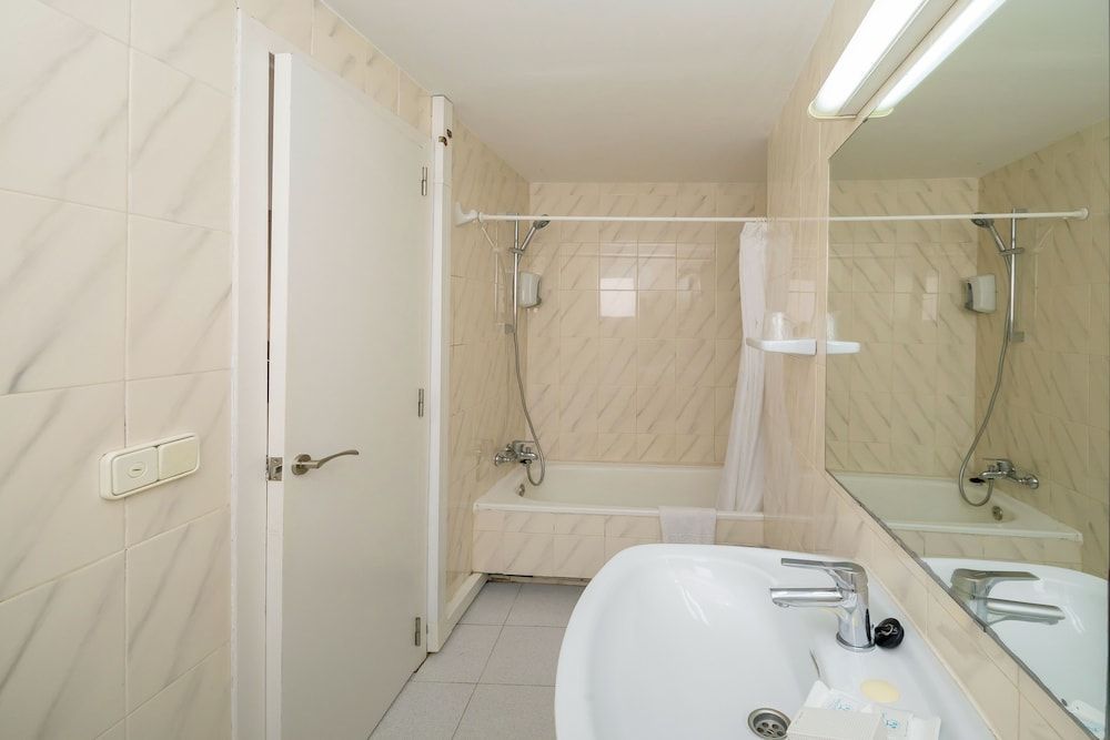 Hotel Ibiza Playa Basic Double Room 5