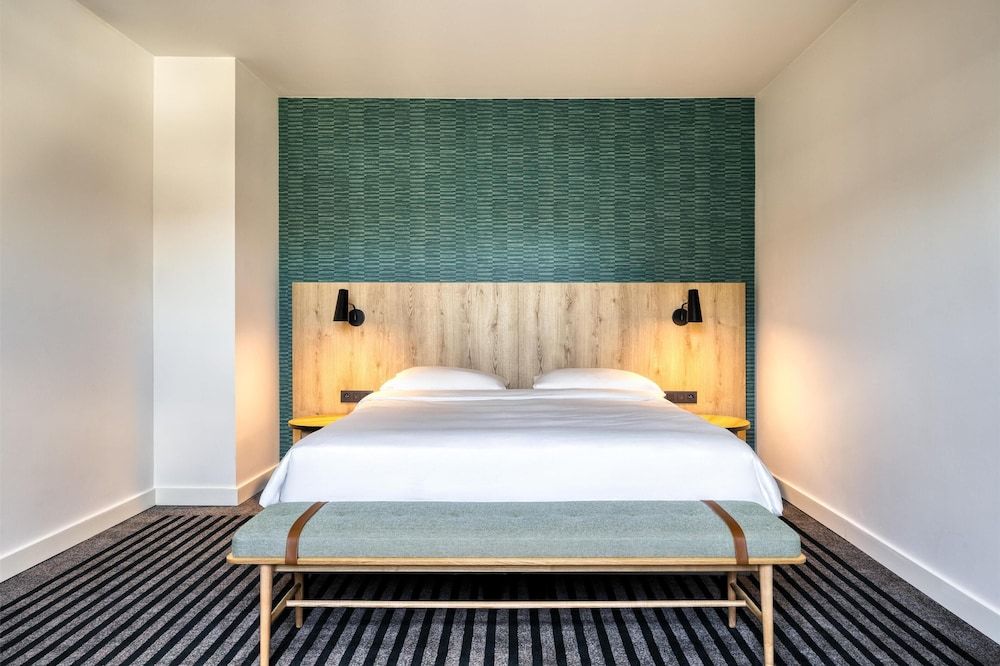 Radisson Hotel Brussels Centre Midi Standard Room 2