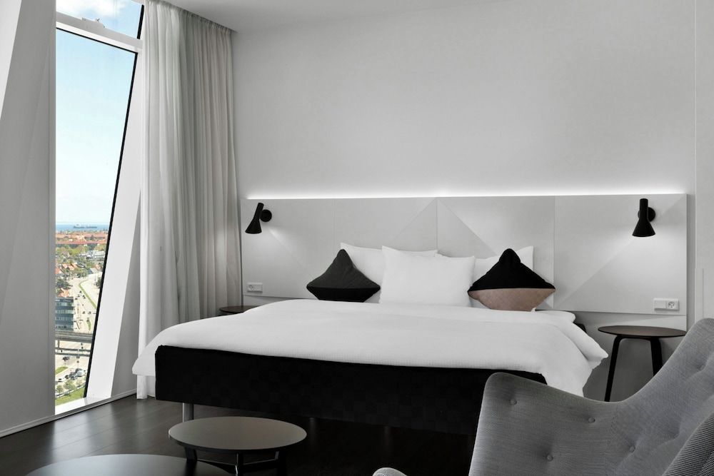 Premium Room, 1 Queen Bed, Corner