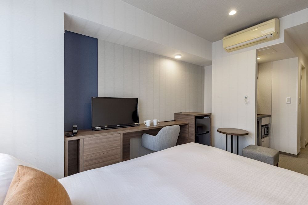 Tokyu Stay Aoyama Premier Residential Room, Non Smoking (Bed size: 140cm Wide) 12