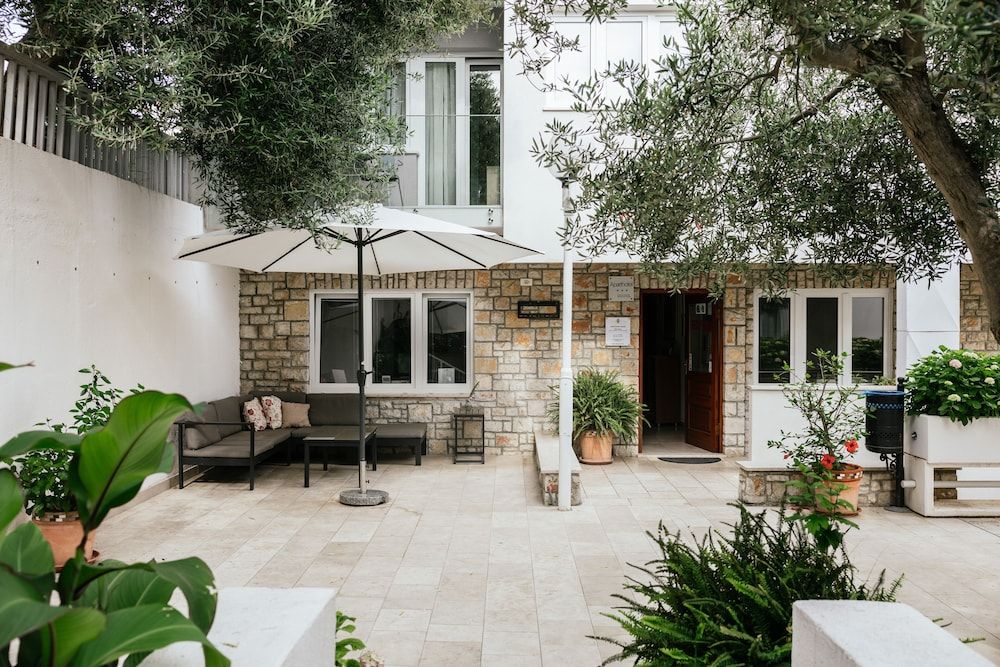 undefined Aparthotel Pharia 5