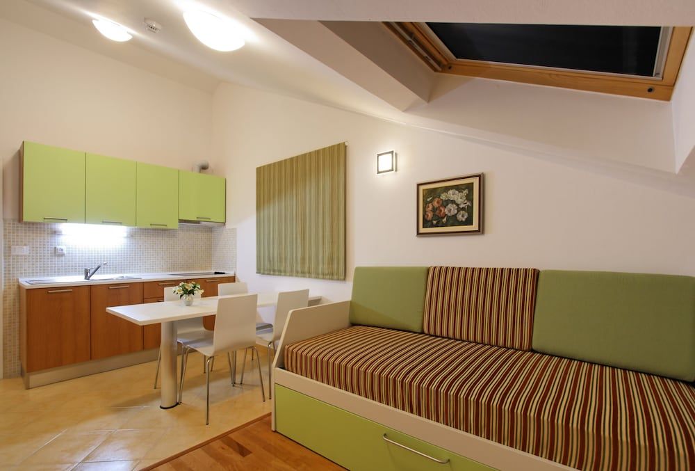 Aparthotel Pharia Standard Apartment, 2 Bedrooms 8