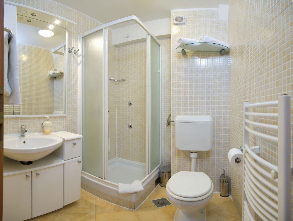 Aparthotel Pharia Standard Suite, 1 Bedroom, Sea View 4