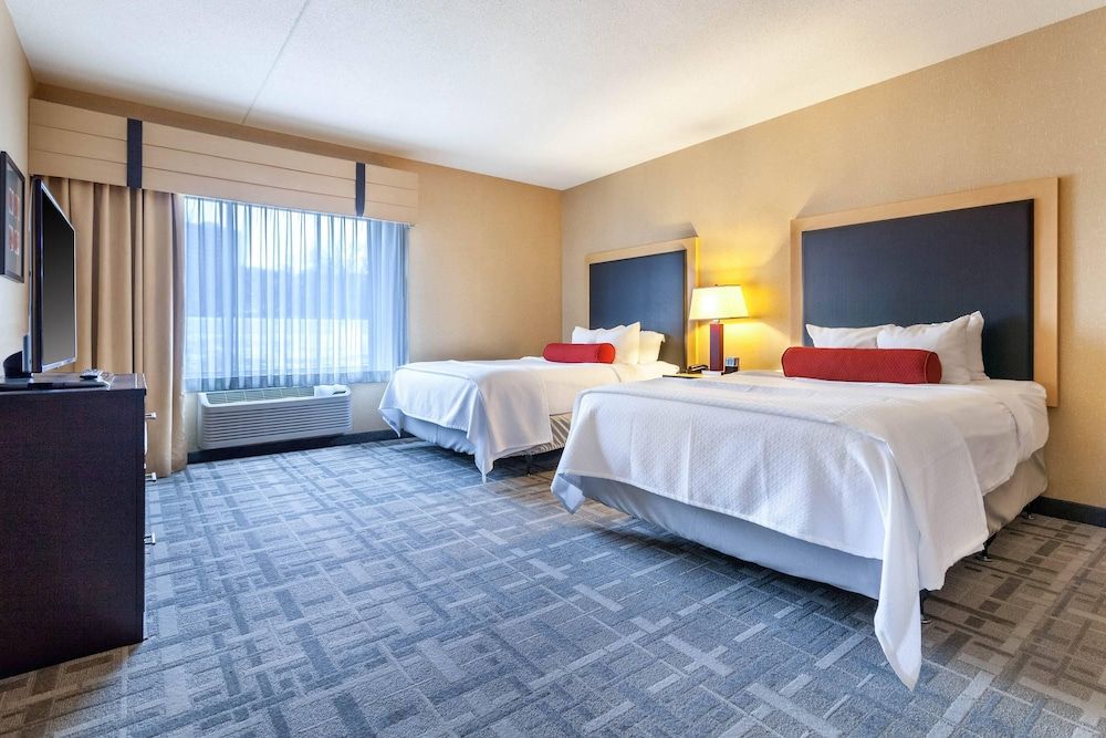 Suite, 2 Queen Beds, Accessible, Non Smoking
