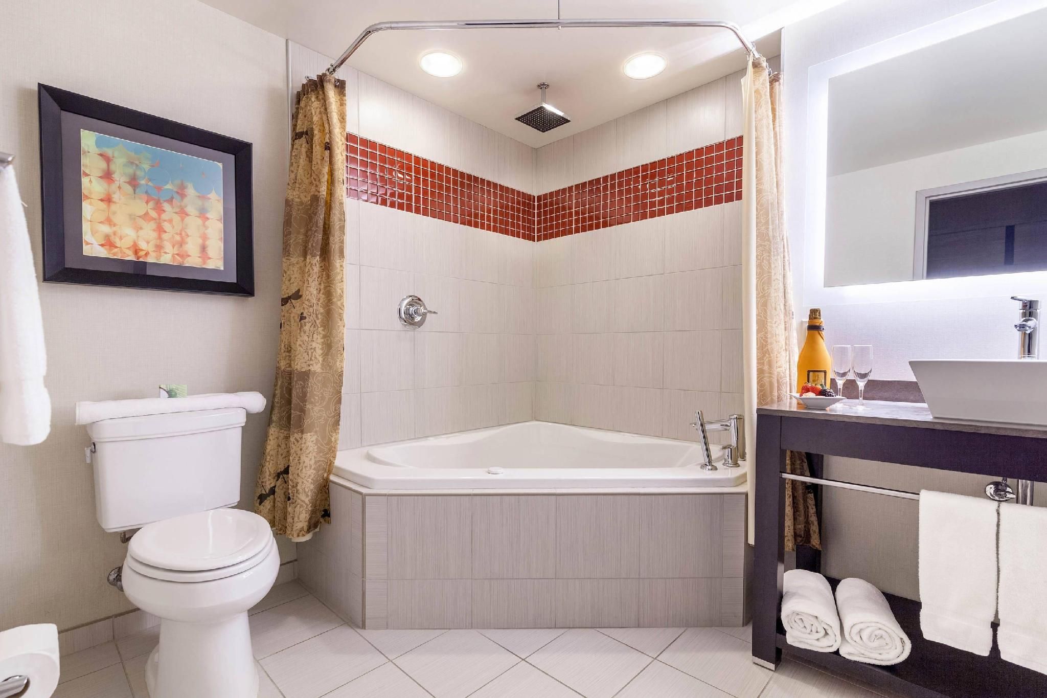 undefined Cambria Hotel Pittsburgh - Downtown 7