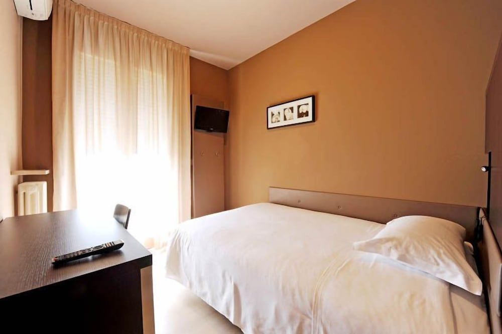 M14 Hotel & Spa Economy Double Room