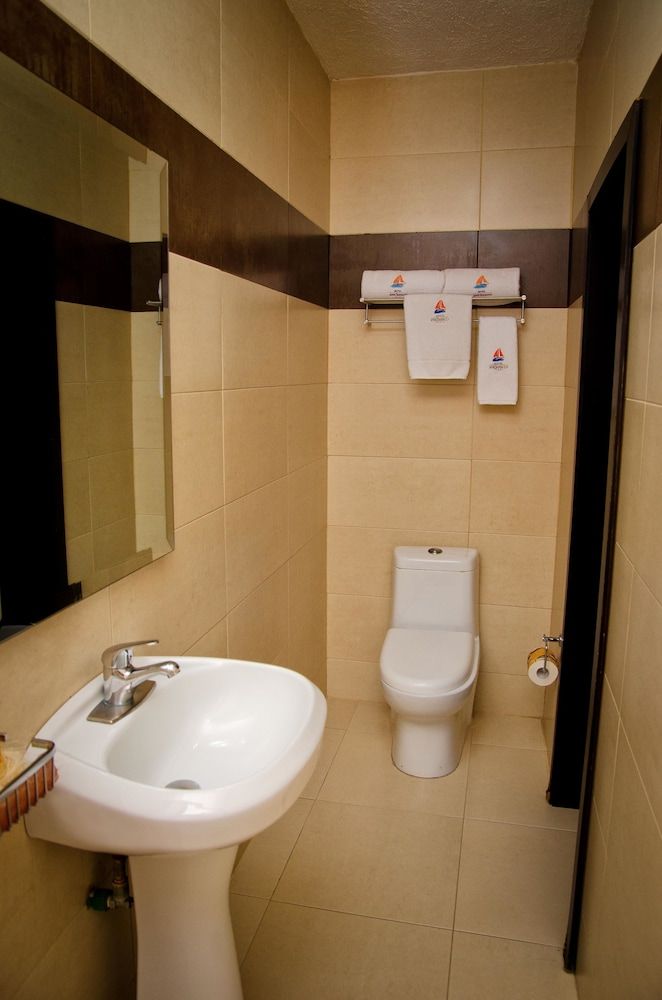 Hotel Portonovo Plaza Centro Standard Queen 8