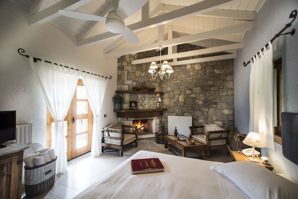 Abeliona Retreat Standard Room 2