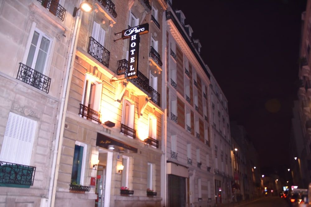 undefined Parc Hotel Paris 6