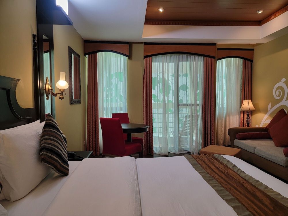 Regency King Room