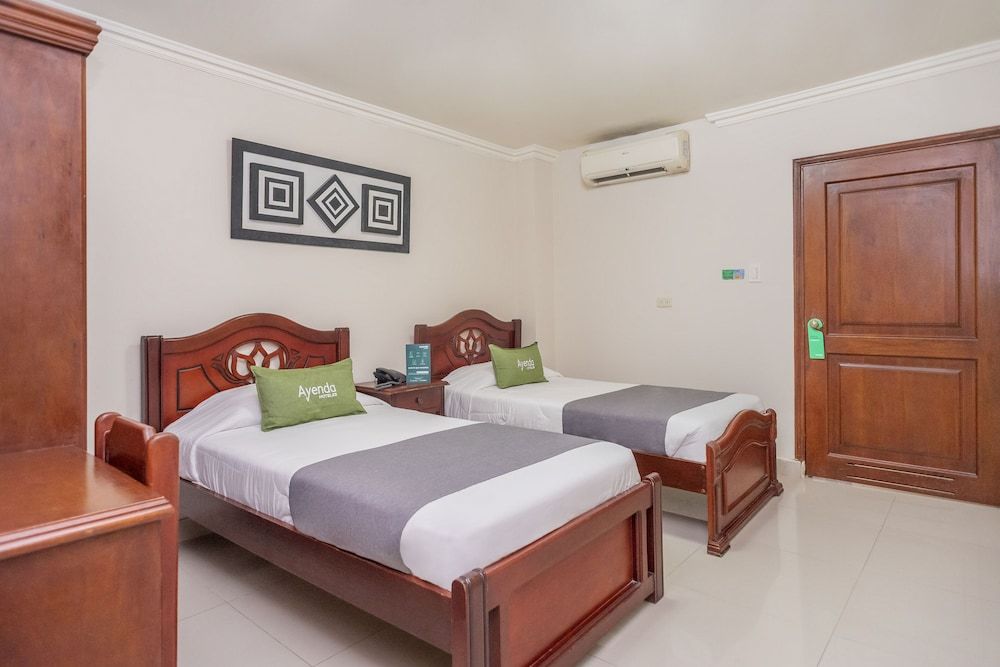 Standard Twin Room