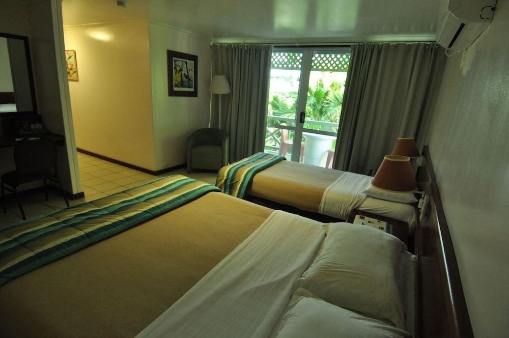 Madang Resort Deluxe Double or Twin Room, 2 Twin Beds 5