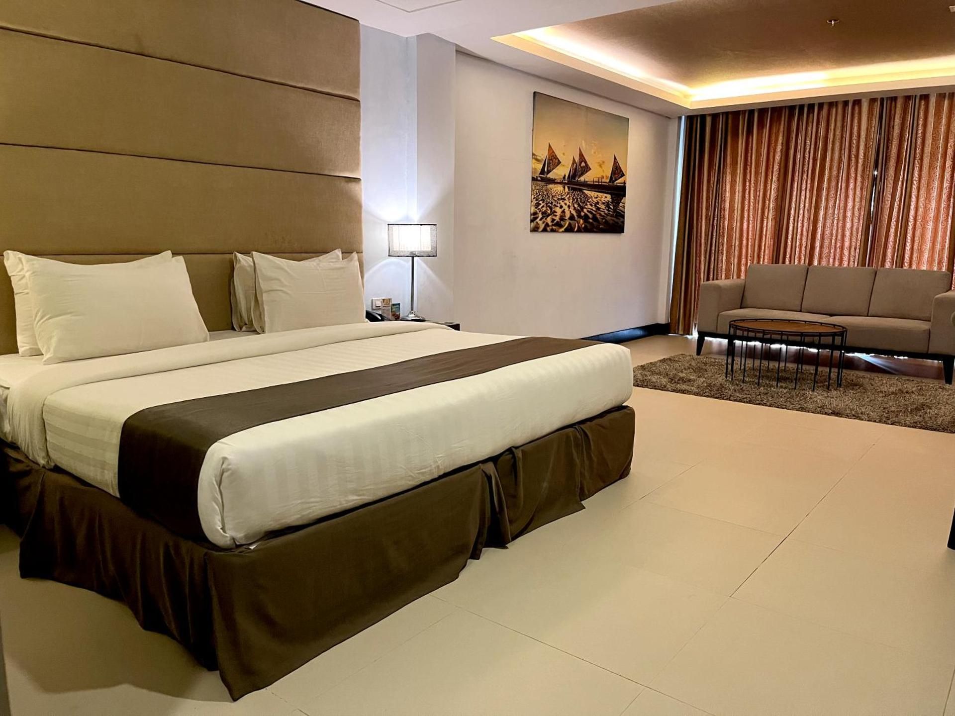 Junior Suite with Balcony