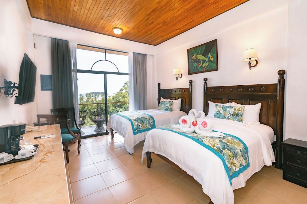 Superior Jungle View With Two Beds