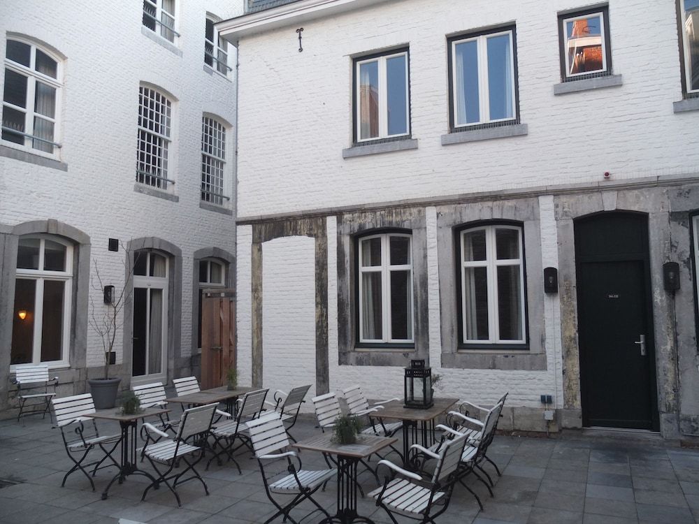 undefined Boutique Hotel Grote Gracht 4