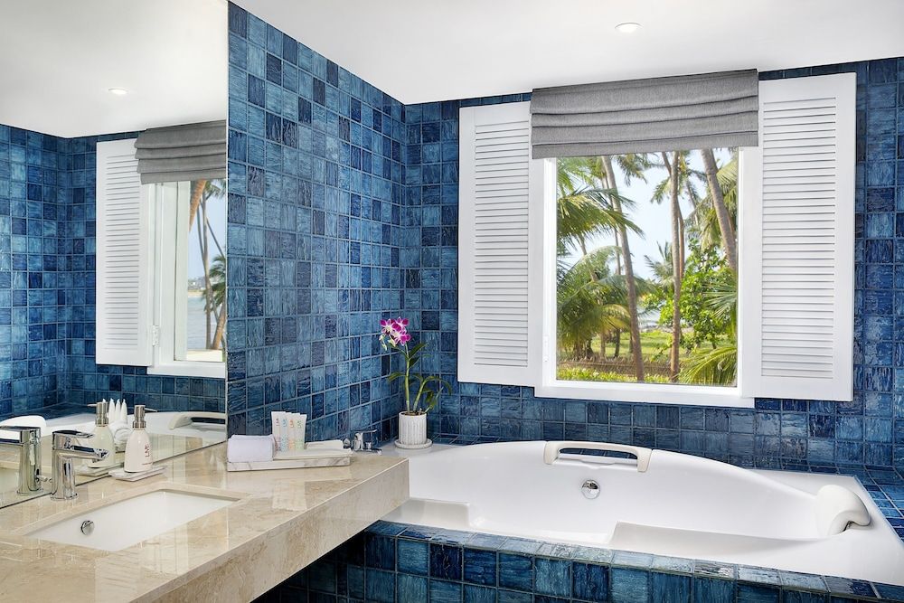 Avani Kalutara Resort Ocean View Suite 6