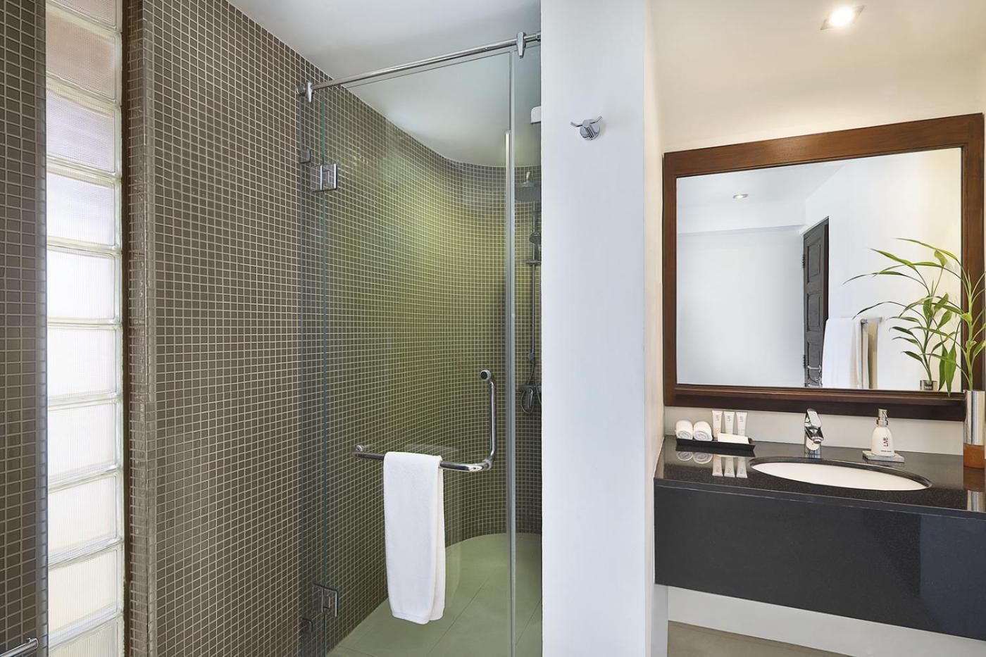 Superior Lagoon View Room