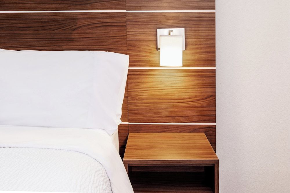 Standard Room, 1 King Bed, Accessible
