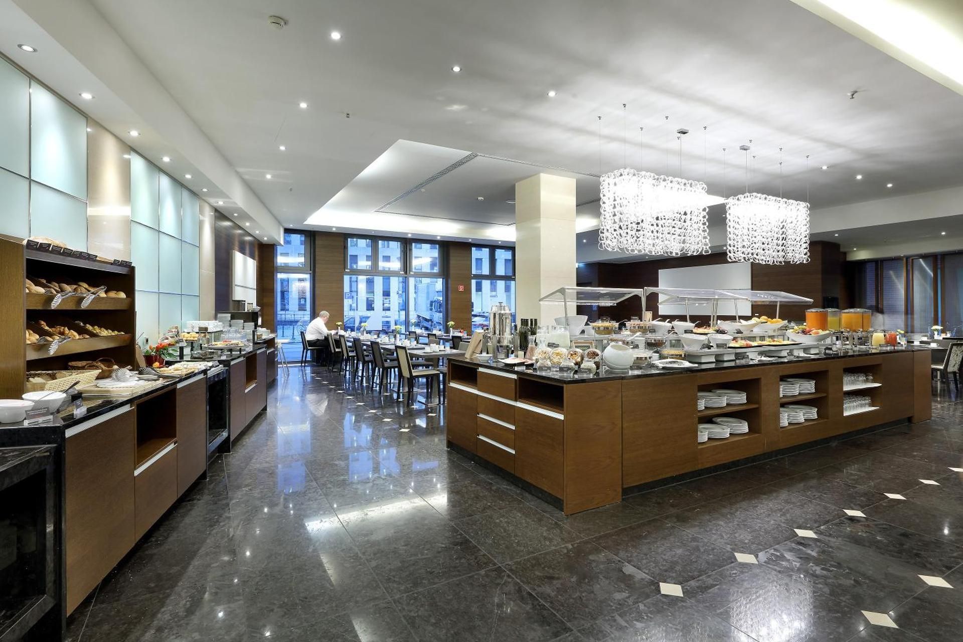 undefined Eurostars Berlin 9