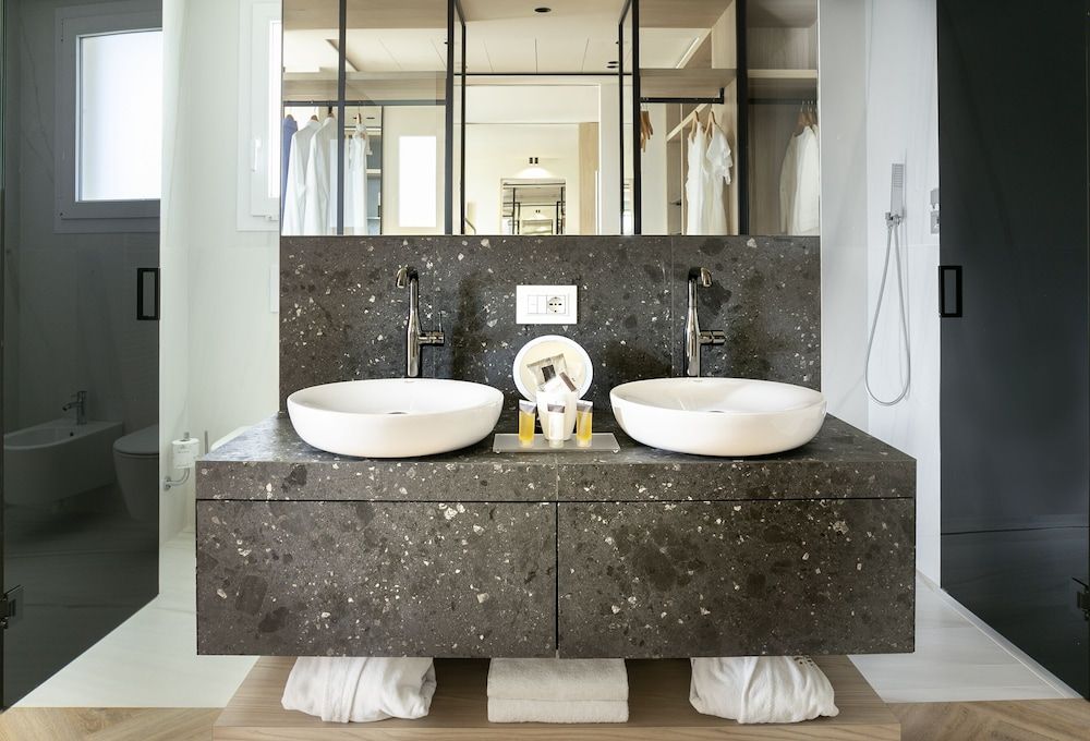 Hotel Ambasciatori Luxury Suite (Alba) 5