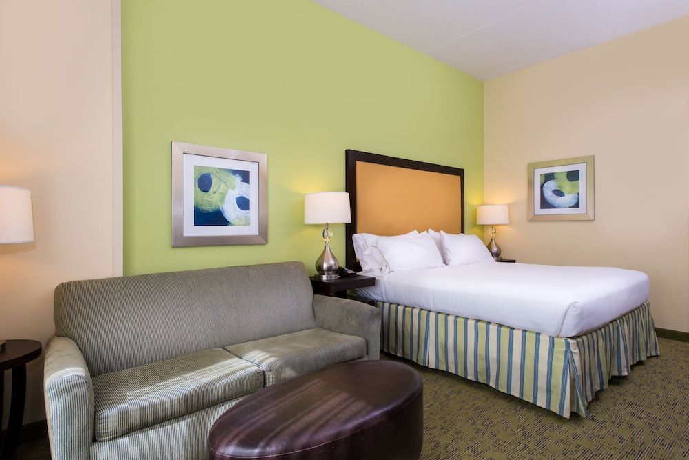 Standard Room, 1 King Bed, Accessible (Communications)