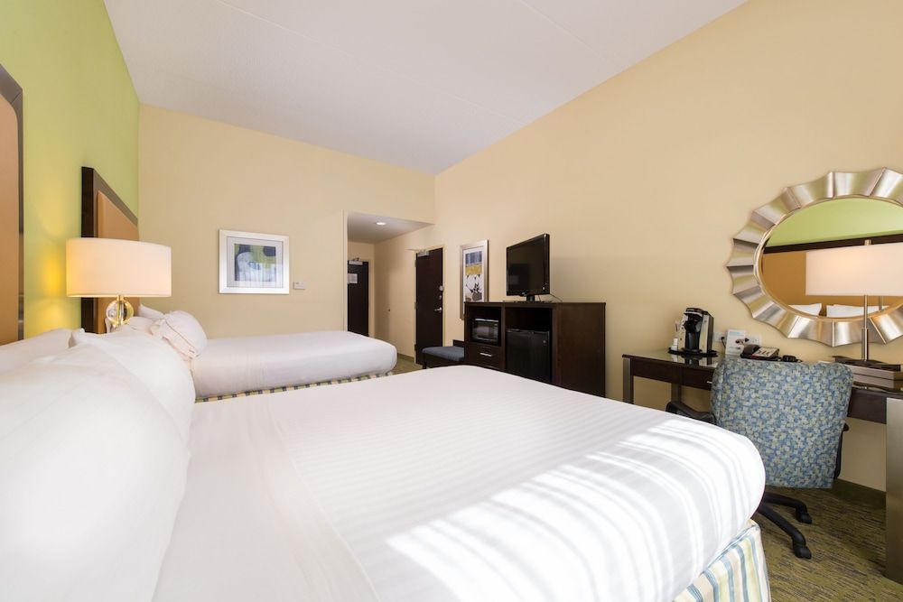 Standard Room, 2 Queen Beds, Accessible (Communications)