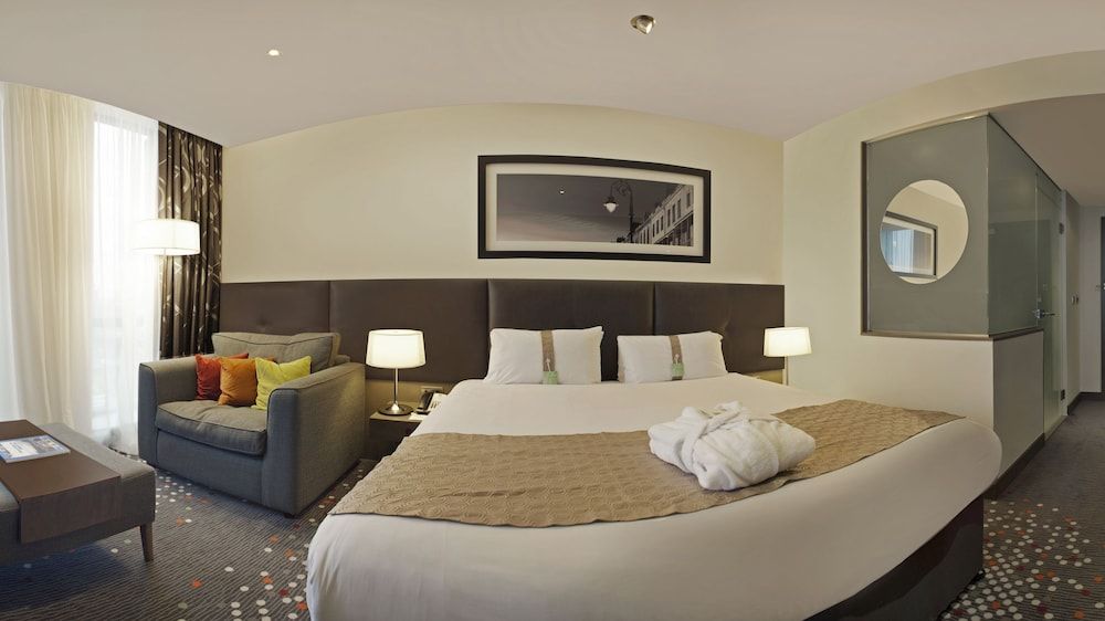Premium Room, 1 King Bed with Sofa bed