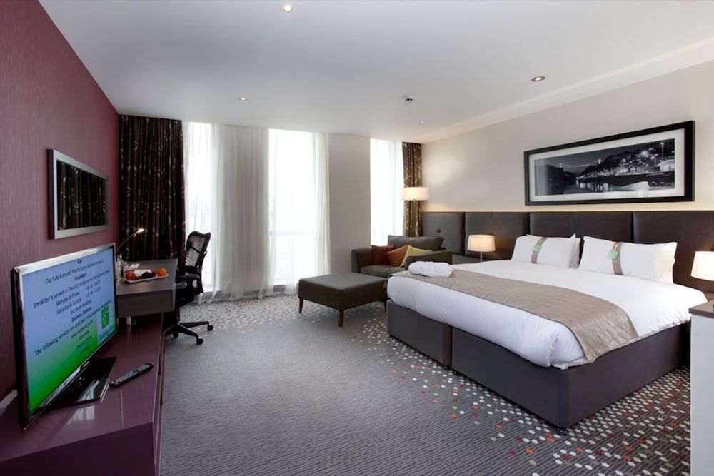 undefined Holiday Inn Bristol City Centre by IHG 2