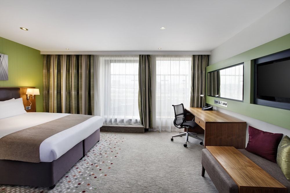 undefined Holiday Inn Bristol City Centre by IHG 10