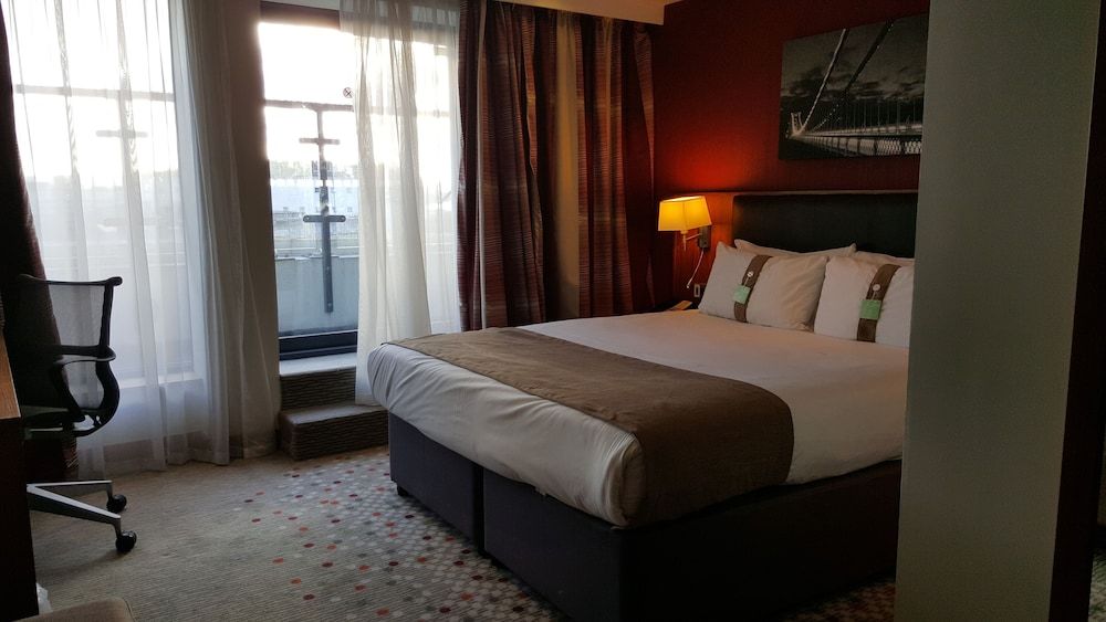 undefined Holiday Inn Bristol City Centre by IHG 6