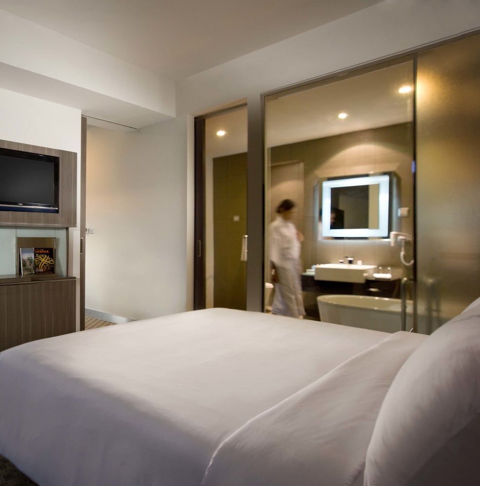 Suite, 1 King Bed