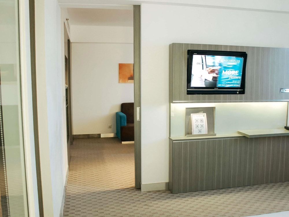 Suite, 1 King Bed