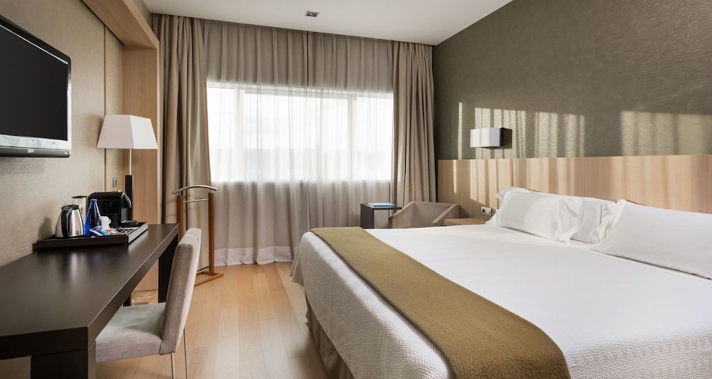 NH Madrid Ribera del Manzanares Standard Room
