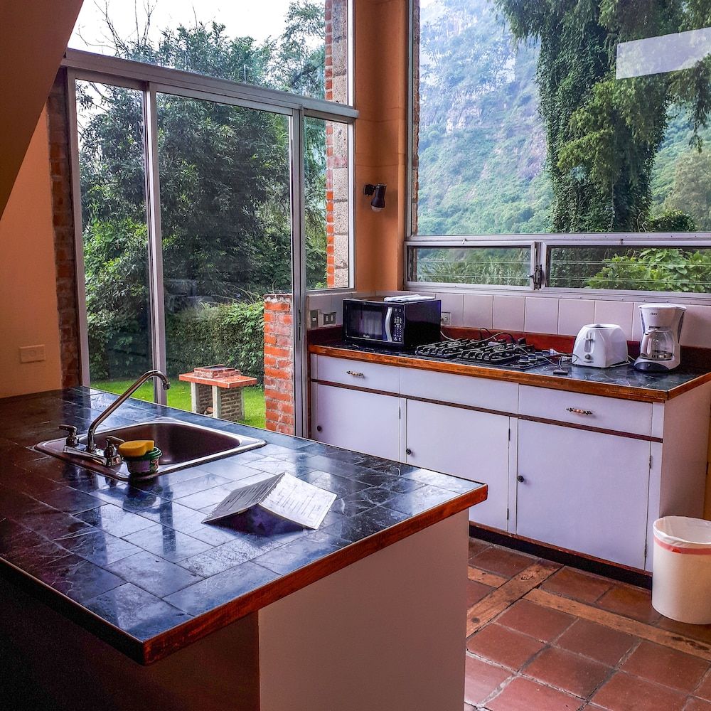 Hotel San Buenaventura De Atitlan Family Suite, 1 Bedroom, Mountain View 6