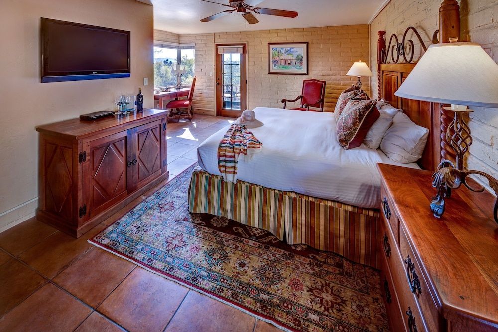 Room, 1 King Bed (Hacienda)