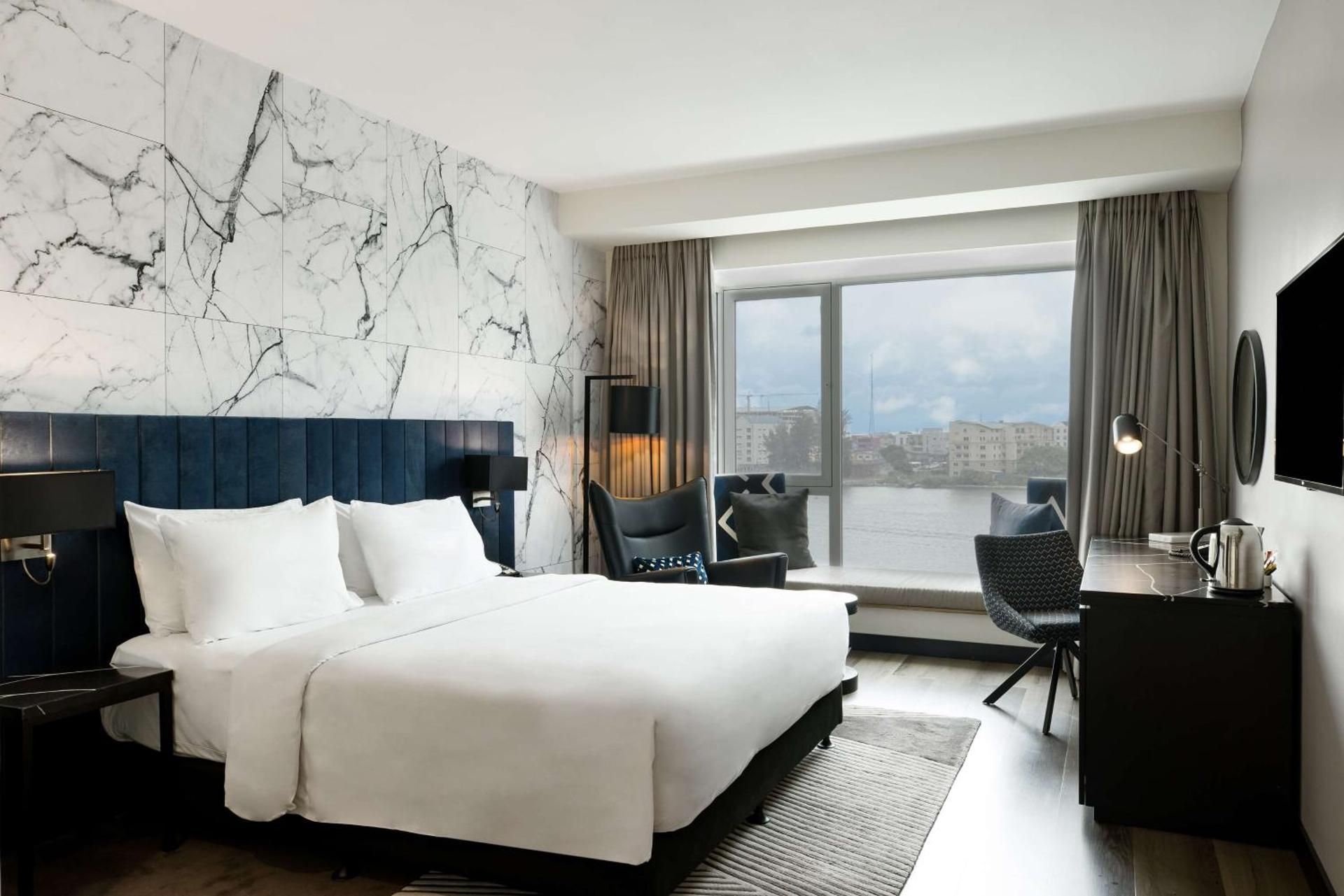 Executive Room with Lagoon View and Lounge Access