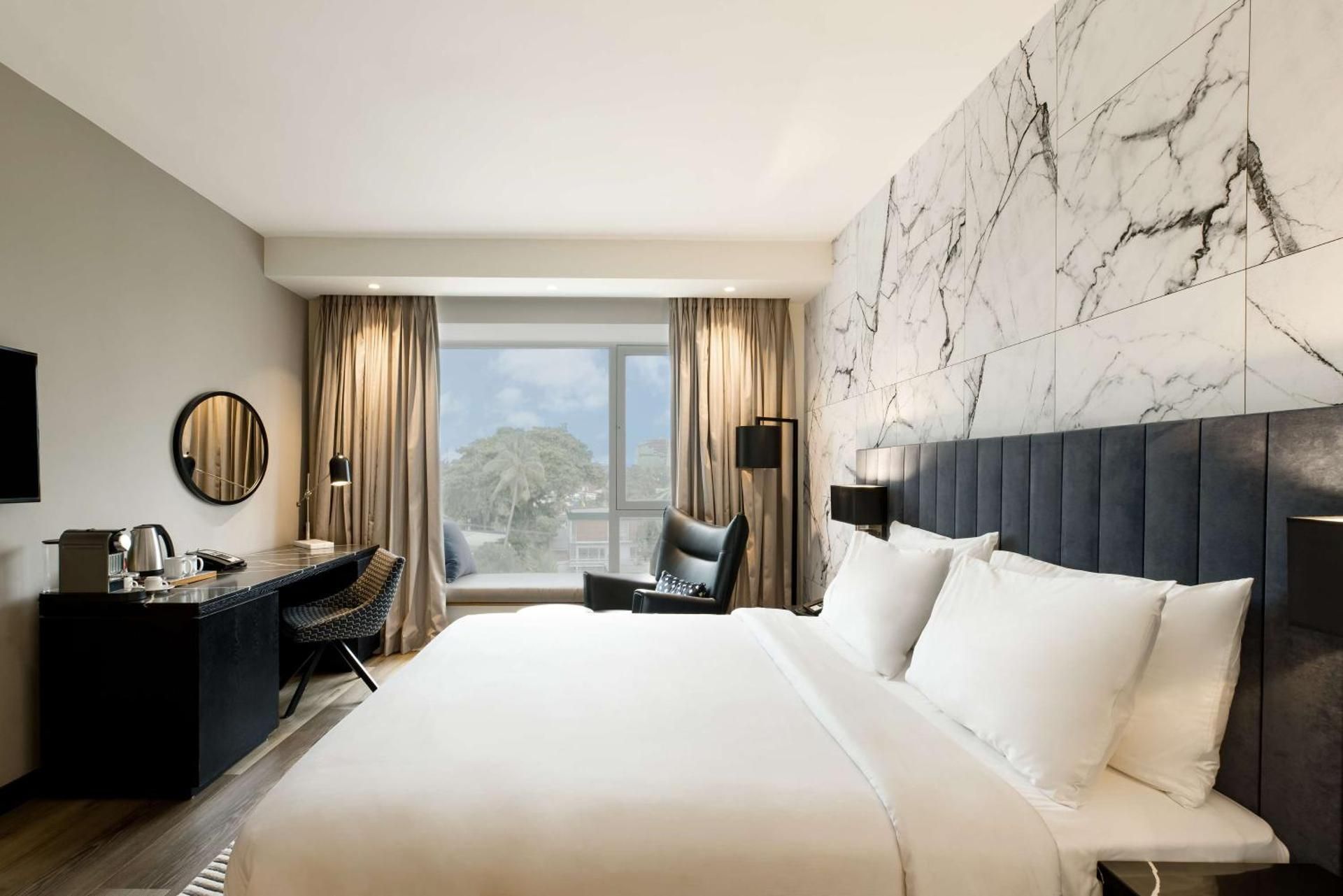 Premium Room with City View and Lounge Access