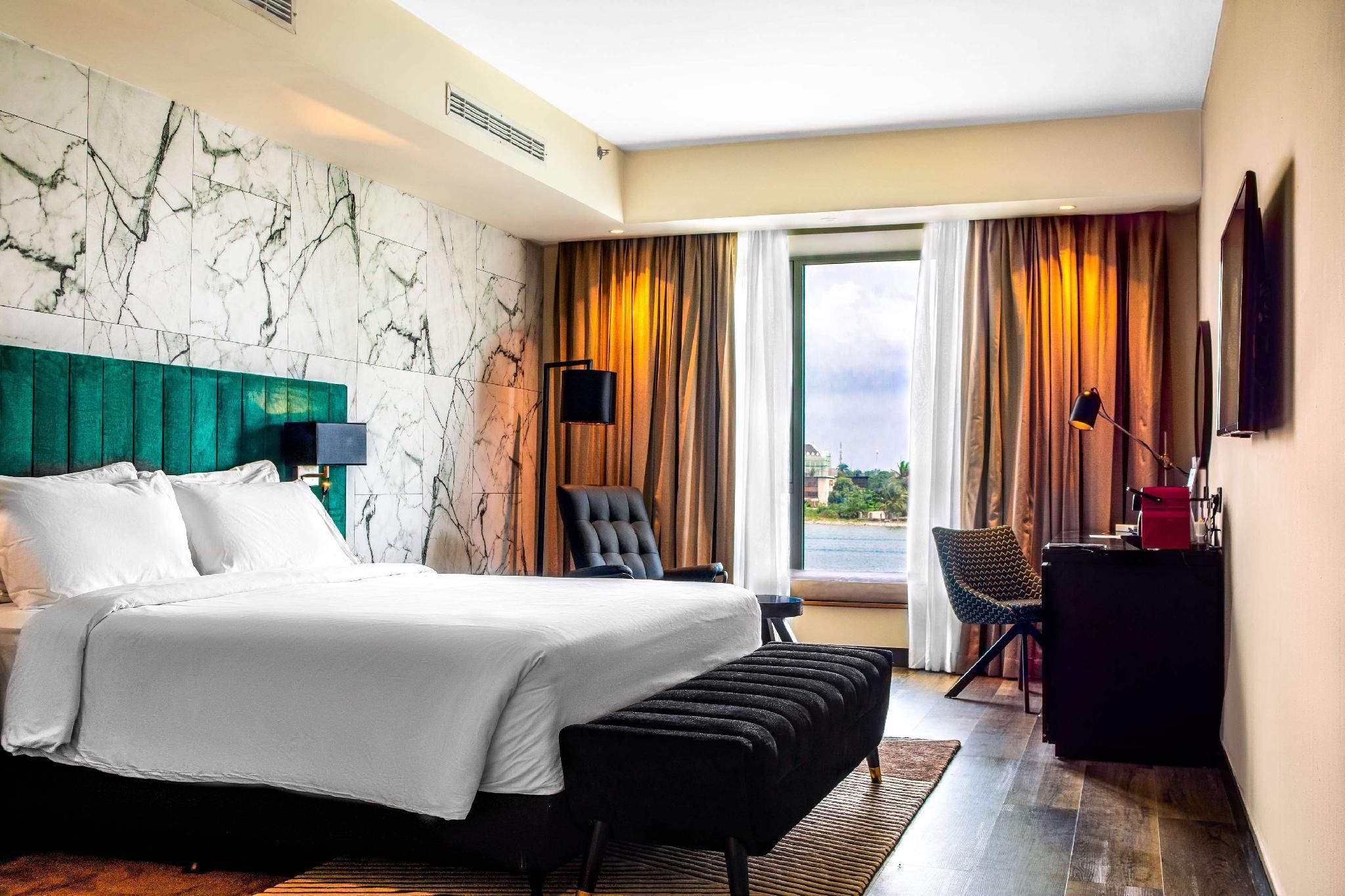 Premium Room Lagoon View Lounge Access