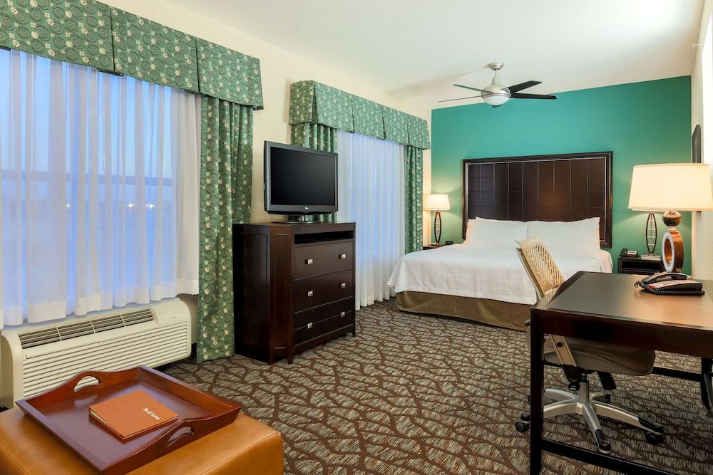 Studio Suite, 1 King Bed, Non Smoking