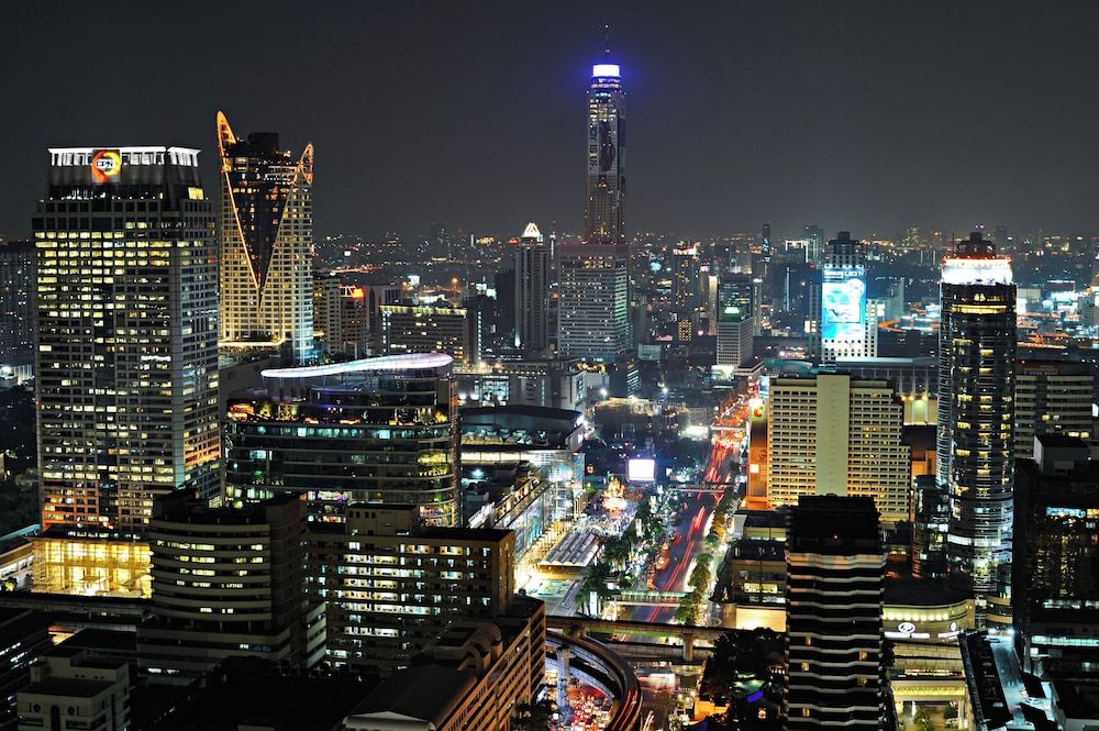 Grand Metropolitan Suite, 1 King Bed, Skyline View