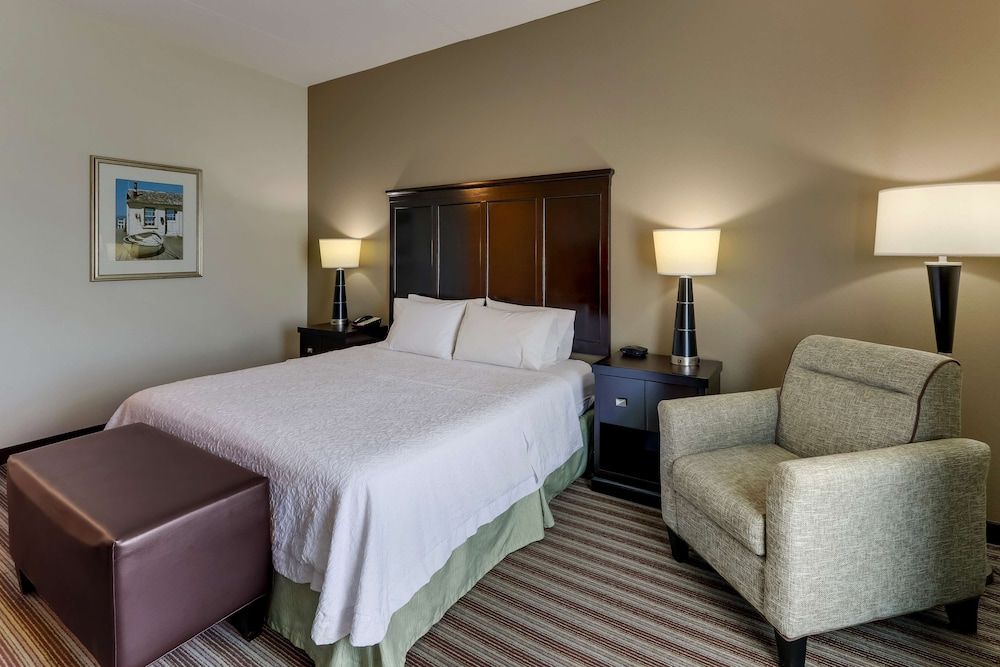 One King Bed, Non-Smoking, Accessible