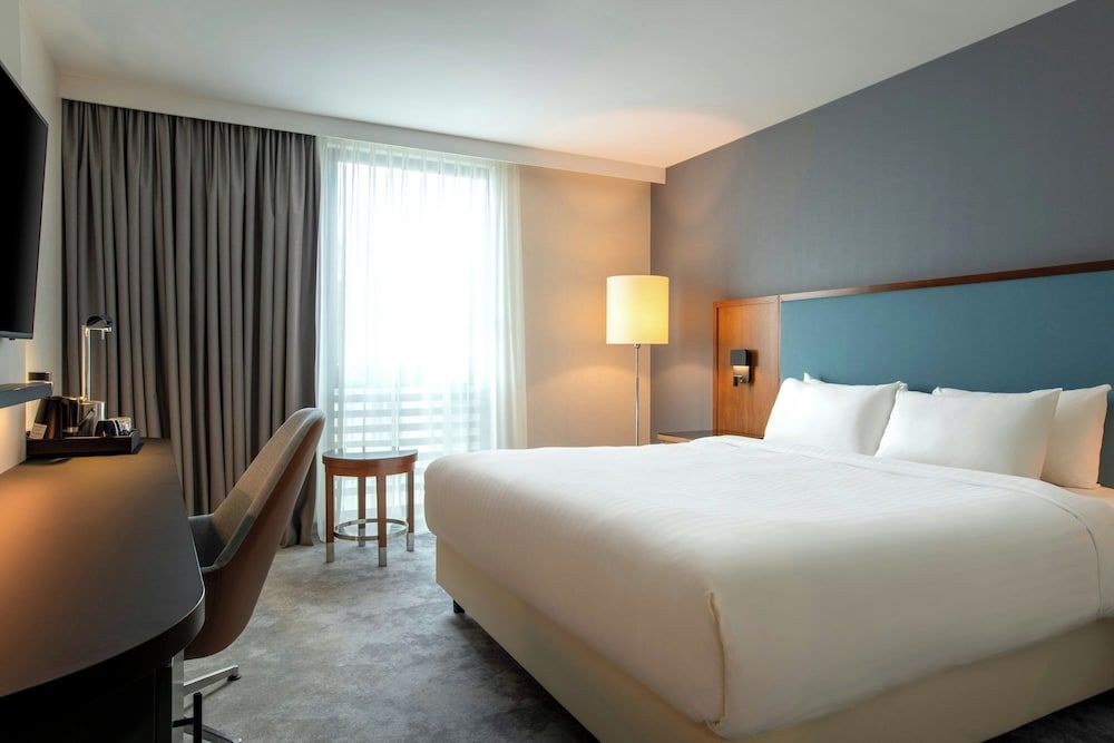 Deluxe Room, 1 King Bed