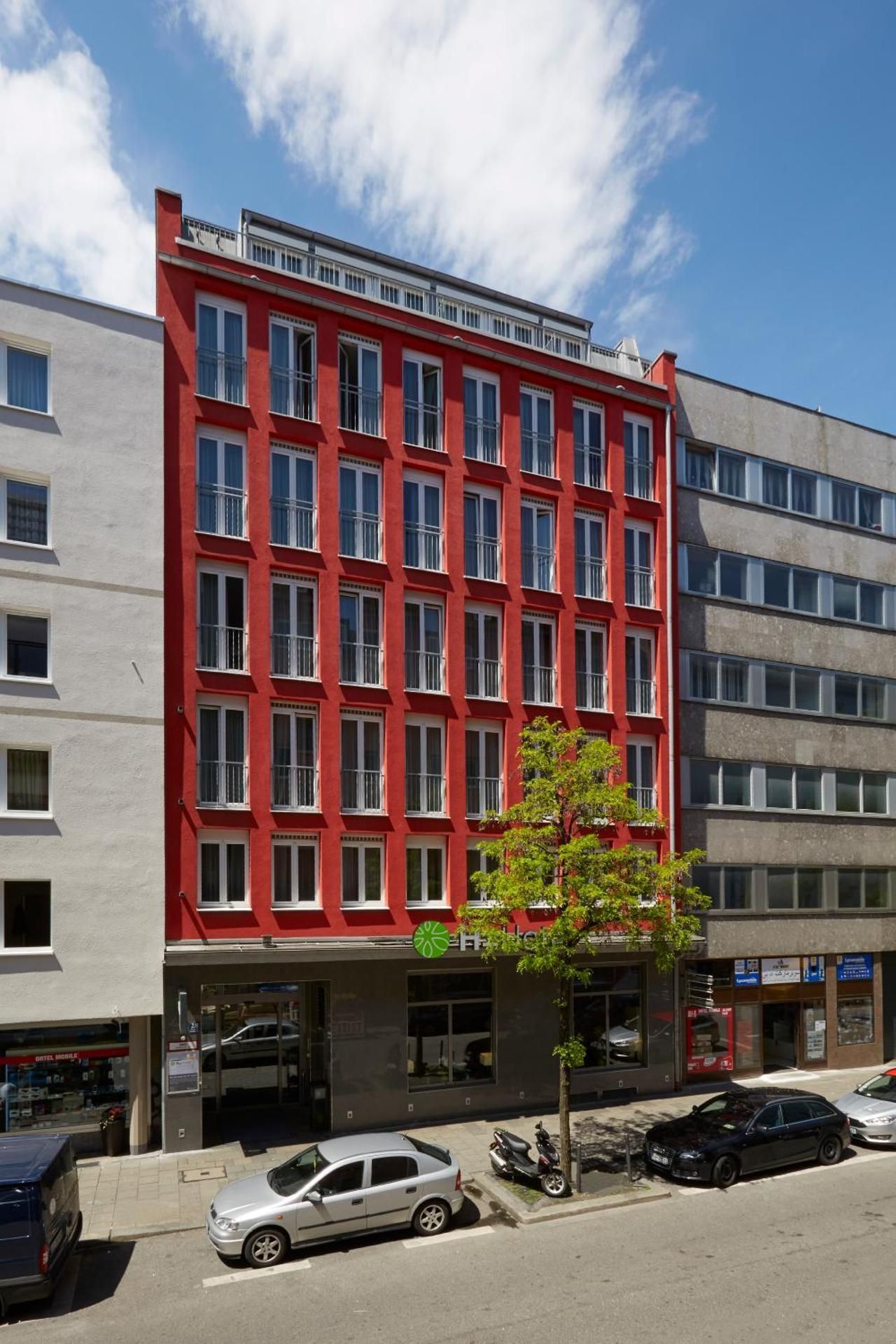 undefined H+ Hotel München 2