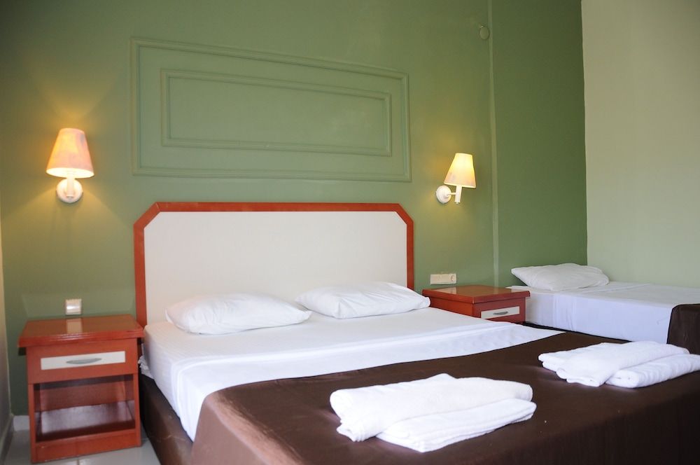 Pigale Beach Resort Standard Double or Twin Room 3